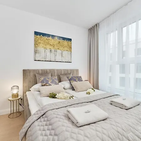 Apartment Centrum Poludnie With Parking By Renters *