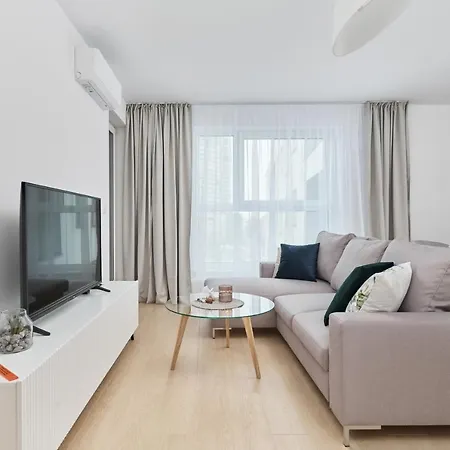 Centrum Poludnie With Parking By Renters * Wroclaw