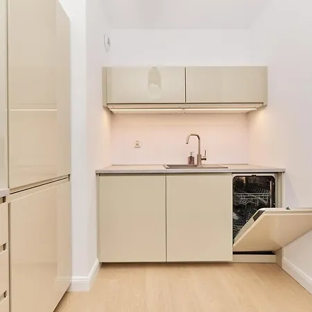 Apartment Centrum Poludnie With Parking By Renters Wroclaw